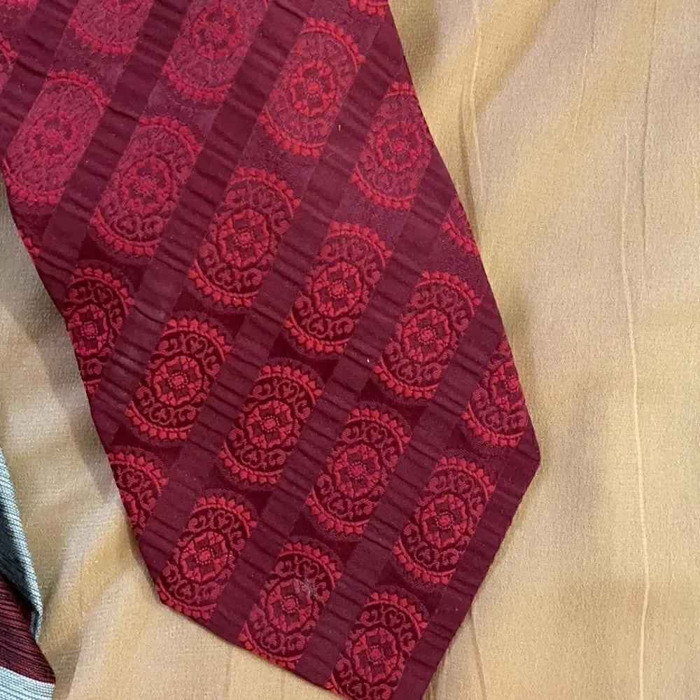 Bundle of 4 Silver Gray and Red 60s vintage Neck Ties